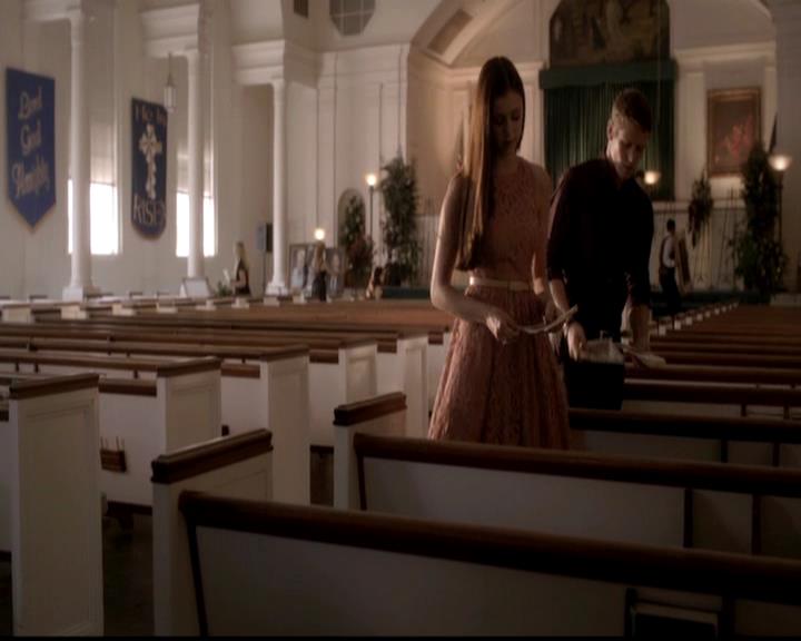 VampireDiariesWorld-dot-org_4x02Memorial0768.jpg