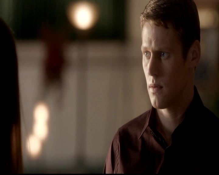 VampireDiariesWorld-dot-org_4x02Memorial0780.jpg