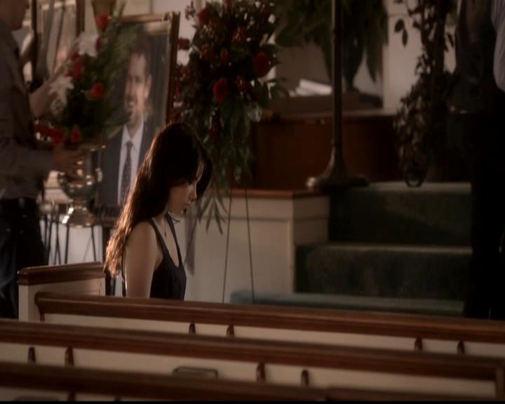 VampireDiariesWorld-dot-org_4x02Memorial0789.jpg