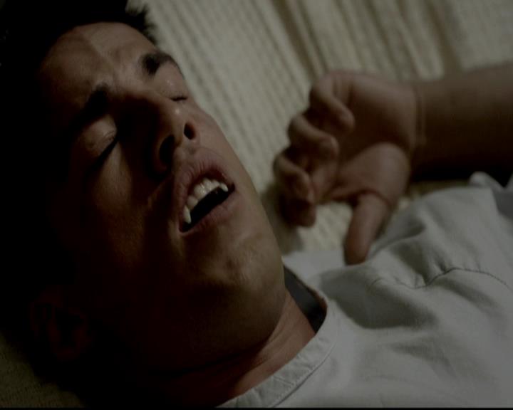 VampireDiariesWorld-dot-org_4x03TheRager0082.jpg