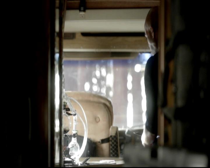 VampireDiariesWorld-dot-org_4x03TheRager0107.jpg