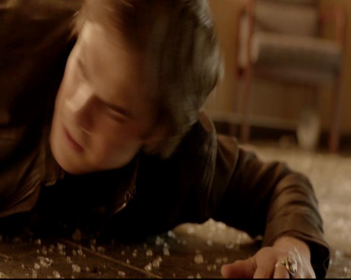 VampireDiariesWorld-dot-org_4x03TheRager1769.jpg