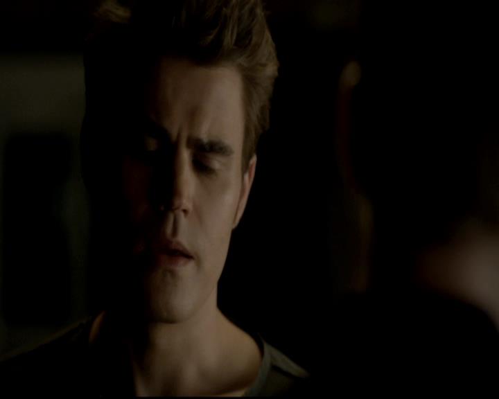 VampireDiariesWorld-dot-org_4x03TheRager1813.jpg