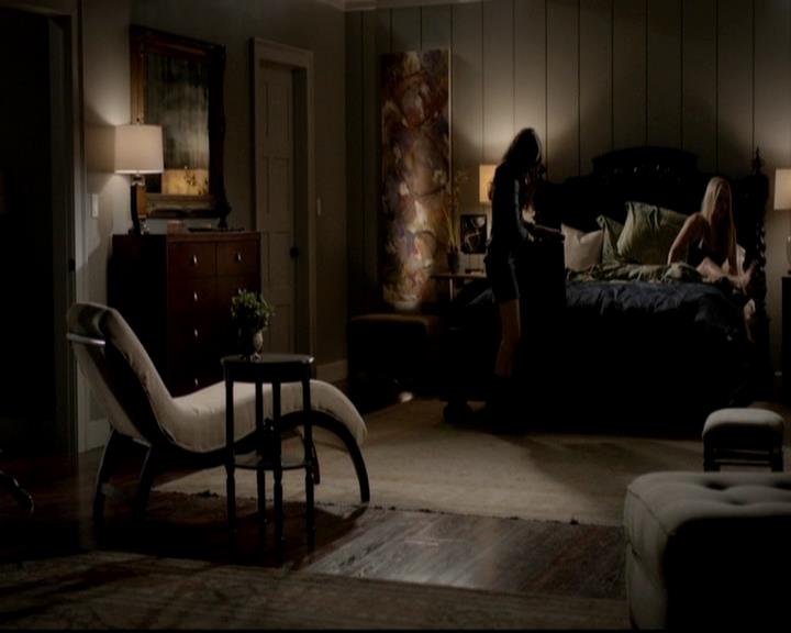 VampireDiariesWorld-dot-org_4x03TheRager1897.jpg