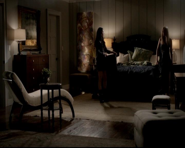 VampireDiariesWorld-dot-org_4x03TheRager1899.jpg