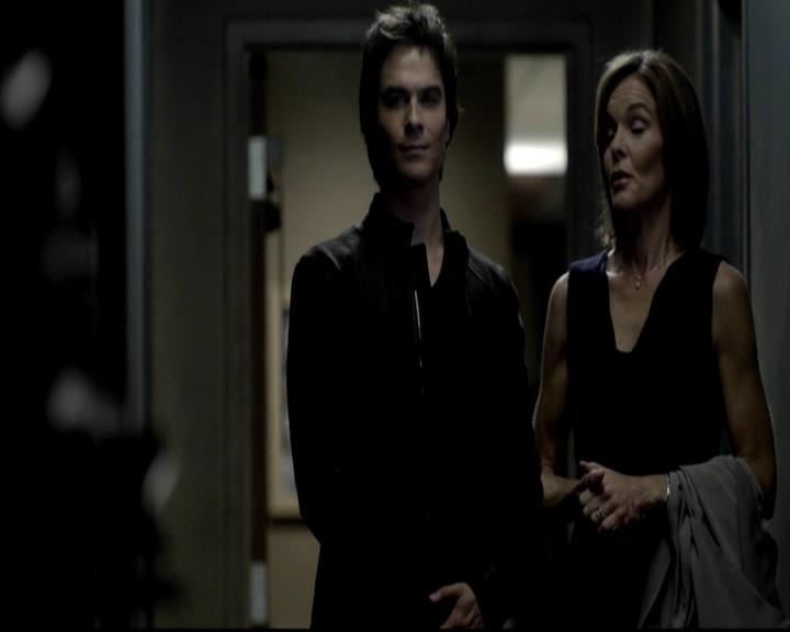 VampireDiariesWorld-dot-org_4x03TheRager1928.jpg