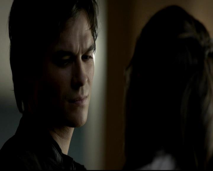 VampireDiariesWorld-dot-org_4x03TheRager1970.jpg