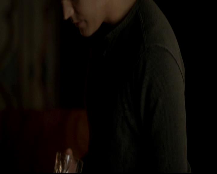 VampireDiariesWorld-dot-org_4x03TheRager1985.jpg