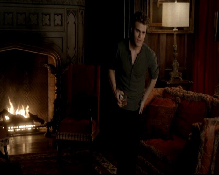 VampireDiariesWorld-dot-org_4x03TheRager1990.jpg