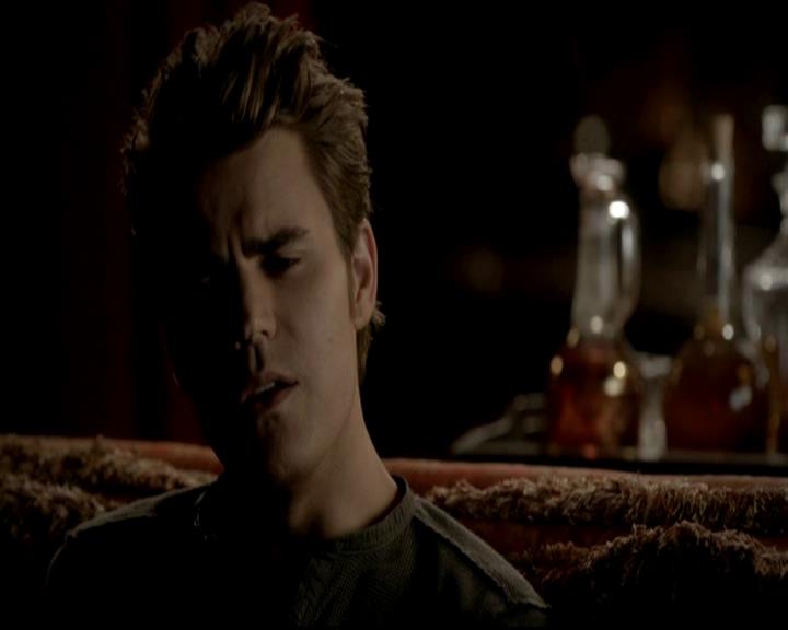 VampireDiariesWorld-dot-org_4x03TheRager1999.jpg