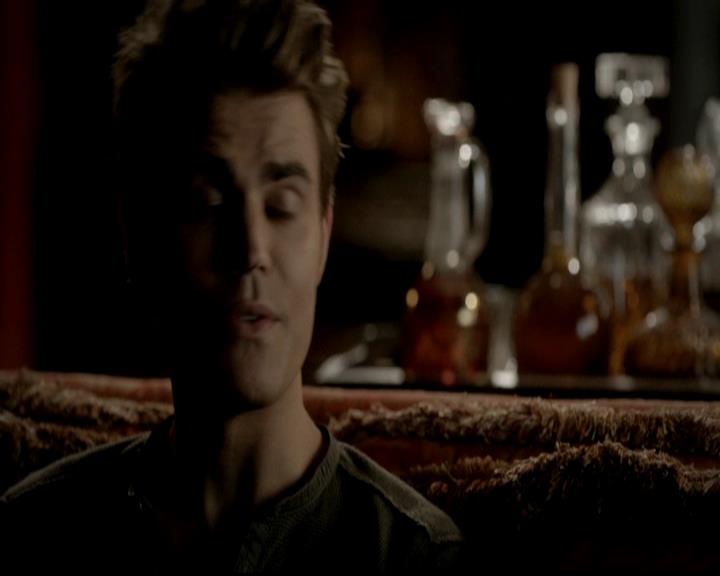 VampireDiariesWorld-dot-org_4x03TheRager2012.jpg