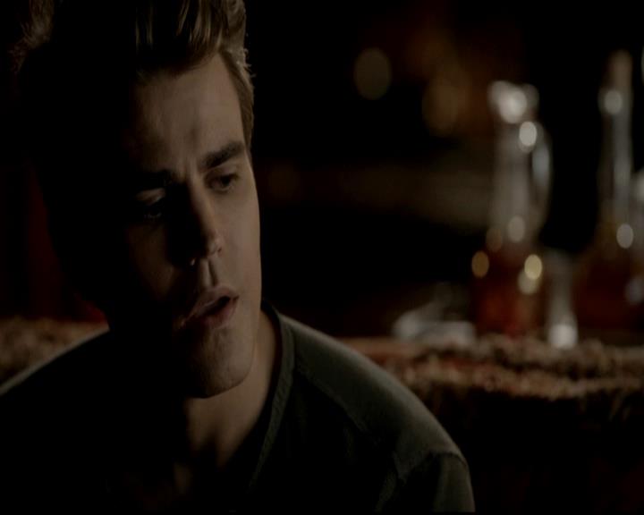 VampireDiariesWorld-dot-org_4x03TheRager2024.jpg