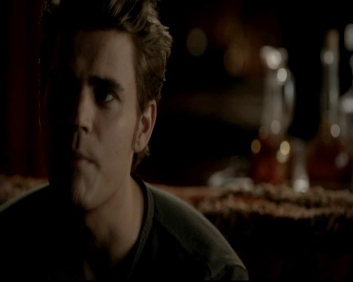 VampireDiariesWorld-dot-org_4x03TheRager2030.jpg