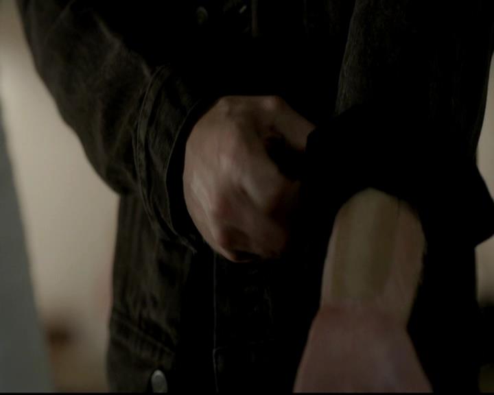 VampireDiariesWorld-dot-org_4x03TheRager2136.jpg