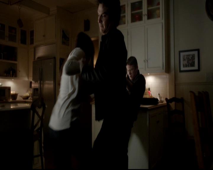 VampireDiariesWorld-dot-org_4x03TheRager2184.jpg