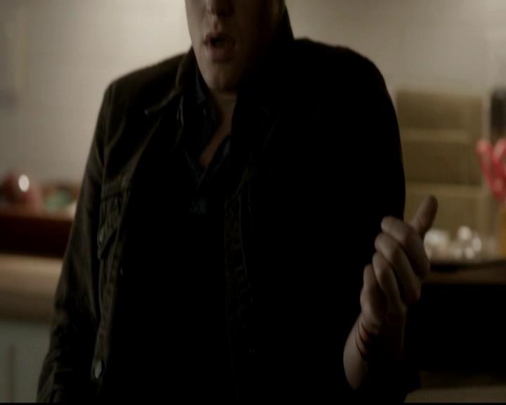 VampireDiariesWorld-dot-org_4x03TheRager2192.jpg