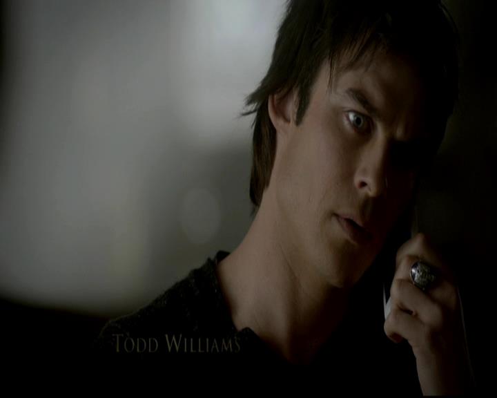 VampireDiariesWorld-dot-org_4x04TheFive0106.jpg