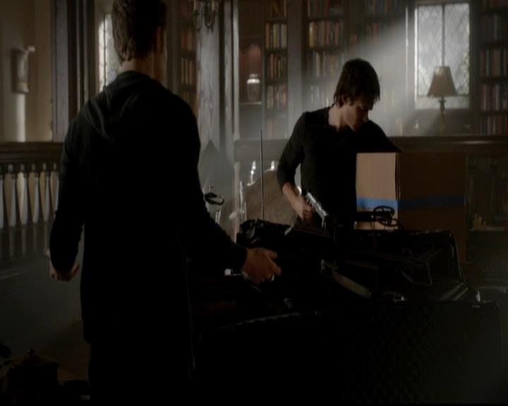 VampireDiariesWorld-dot-org_4x04TheFive0112.jpg