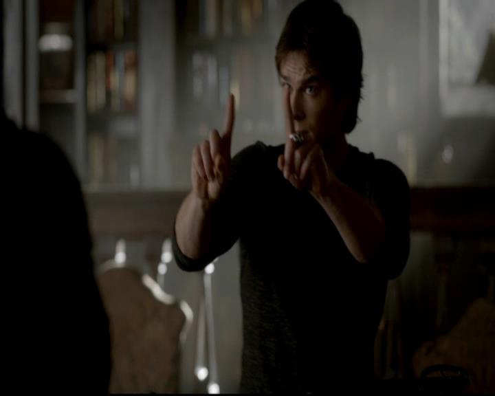 VampireDiariesWorld-dot-org_4x04TheFive0143.jpg