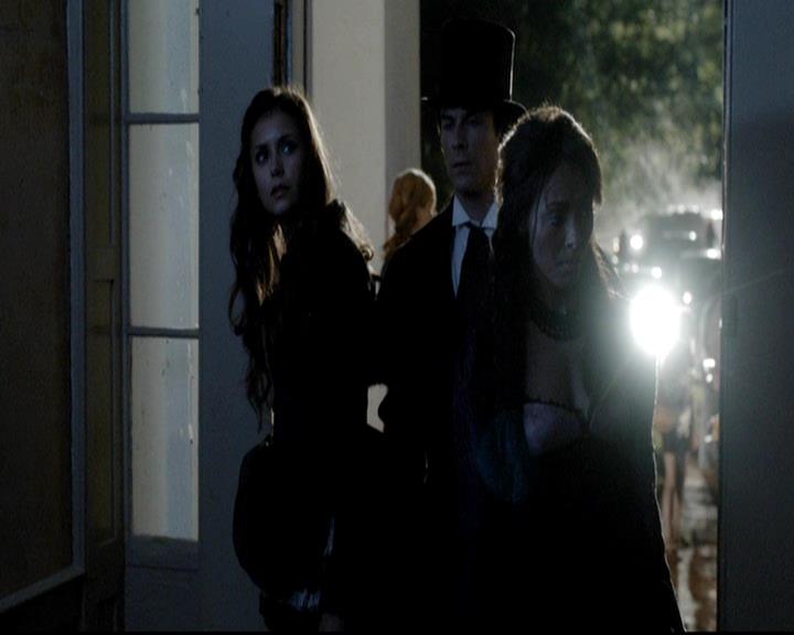 VampireDiariesWorld-dot-org_4x04TheFive1002.jpg