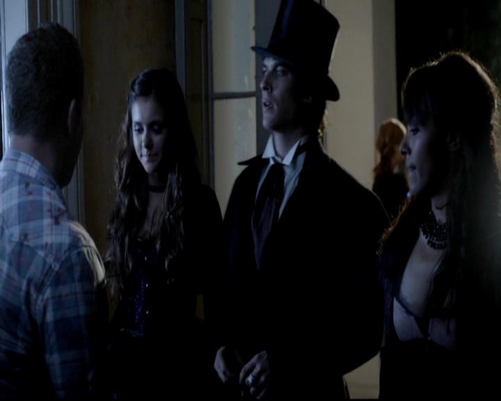 VampireDiariesWorld-dot-org_4x04TheFive1005.jpg