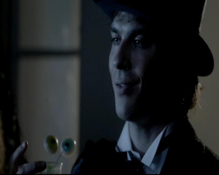 VampireDiariesWorld-dot-org_4x04TheFive1009.jpg