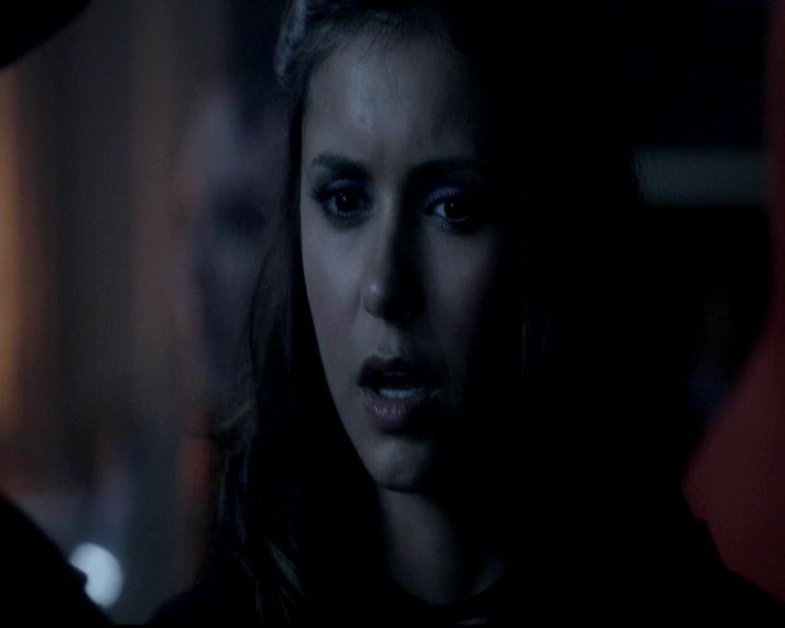 VampireDiariesWorld-dot-org_4x04TheFive1050.jpg