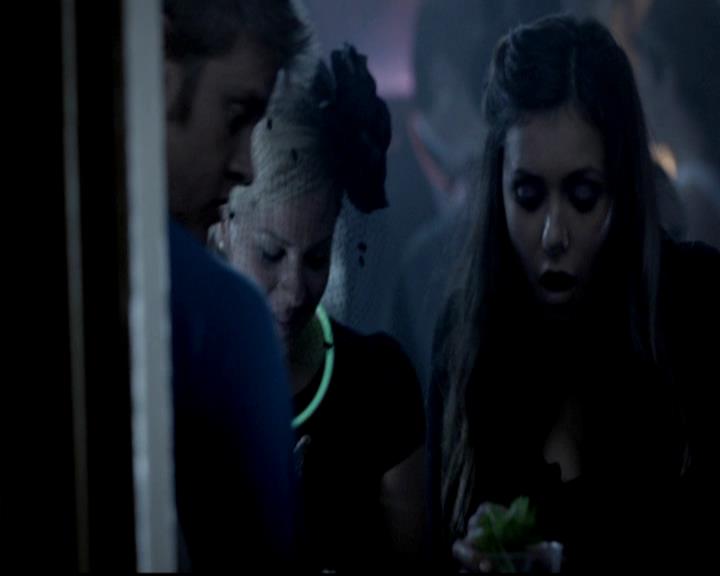 VampireDiariesWorld-dot-org_4x04TheFive1058.jpg