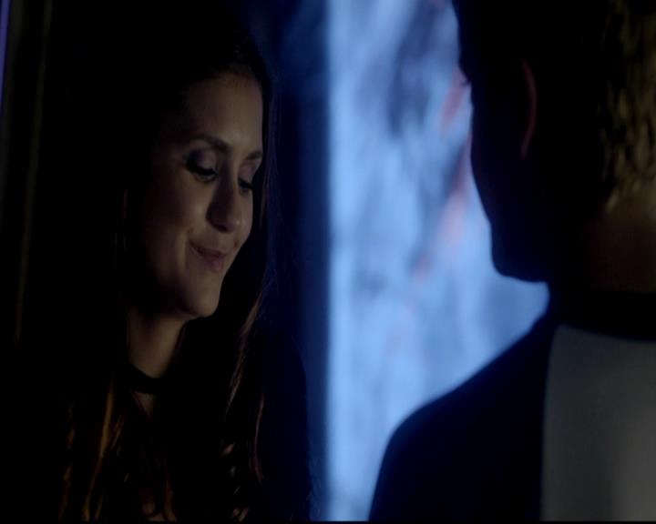 VampireDiariesWorld-dot-org_4x04TheFive1076.jpg