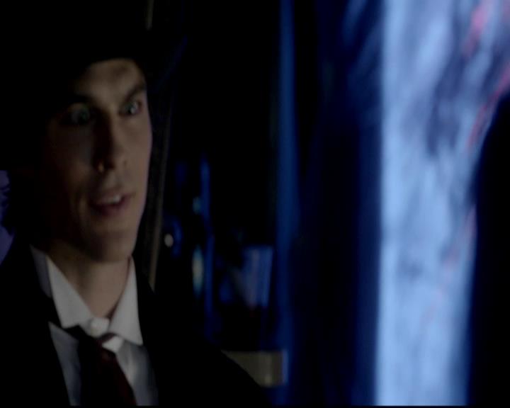 VampireDiariesWorld-dot-org_4x04TheFive1113.jpg