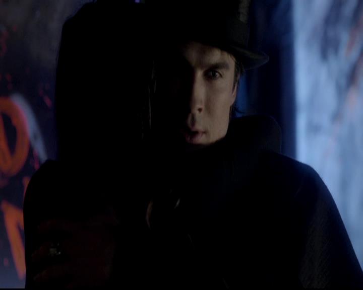 VampireDiariesWorld-dot-org_4x04TheFive1127.jpg