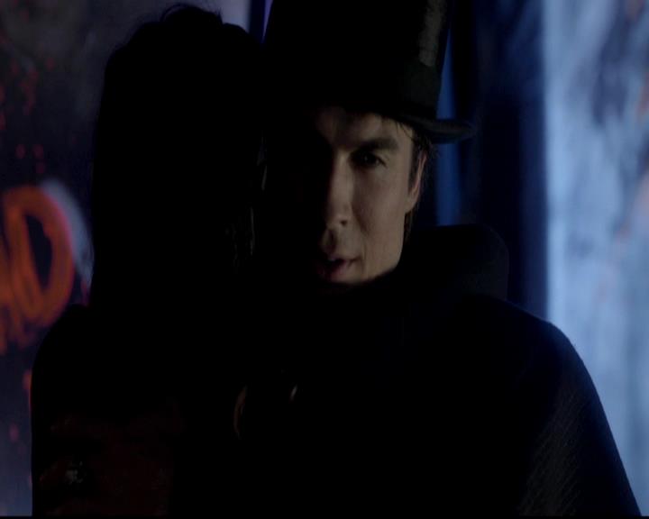 VampireDiariesWorld-dot-org_4x04TheFive1128.jpg