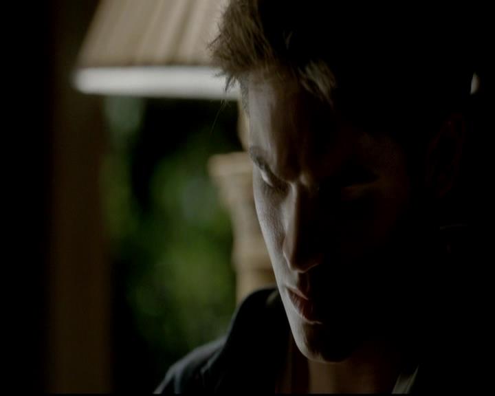 VampireDiariesWorld-dot-org_4x04TheFive1204.jpg