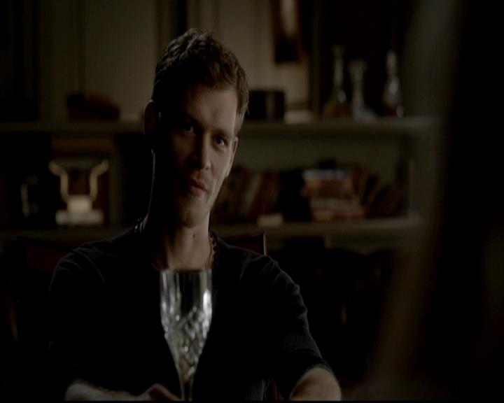 VampireDiariesWorld-dot-org_4x04TheFive1213.jpg