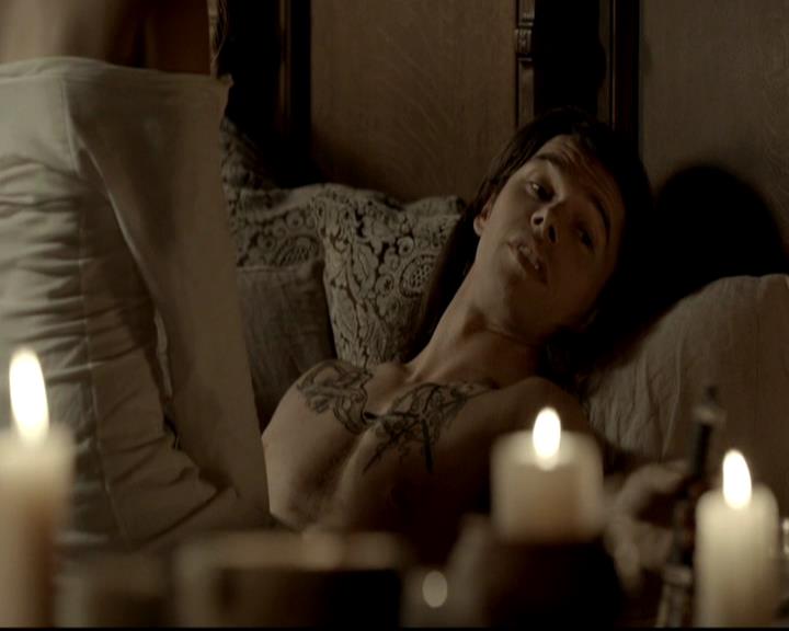 VampireDiariesWorld-dot-org_4x04TheFive1236.jpg