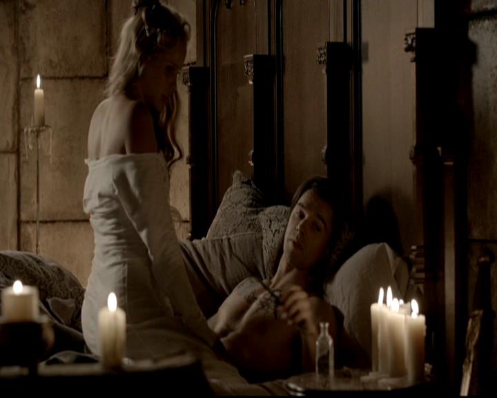 VampireDiariesWorld-dot-org_4x04TheFive1279.jpg