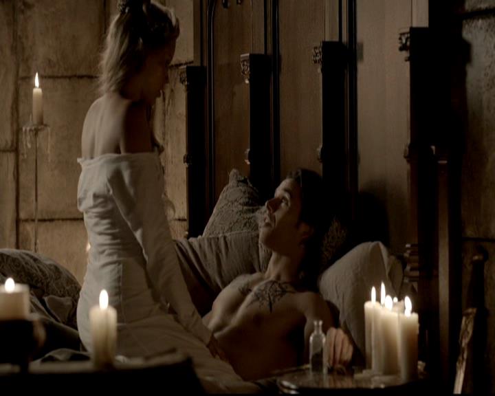 VampireDiariesWorld-dot-org_4x04TheFive1280.jpg