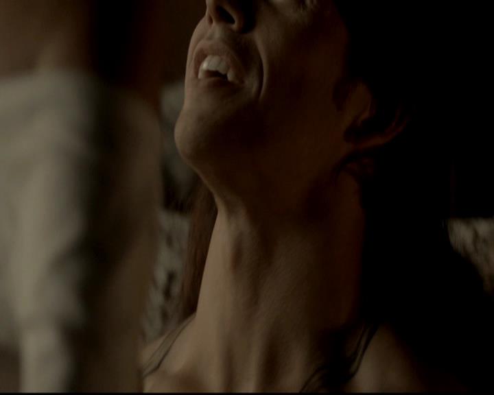 VampireDiariesWorld-dot-org_4x04TheFive1290.jpg