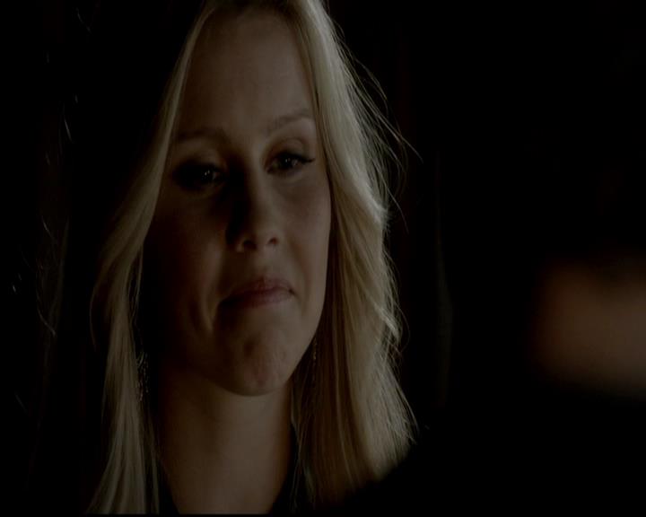 VampireDiariesWorld-dot-org_4x04TheFive1921.jpg