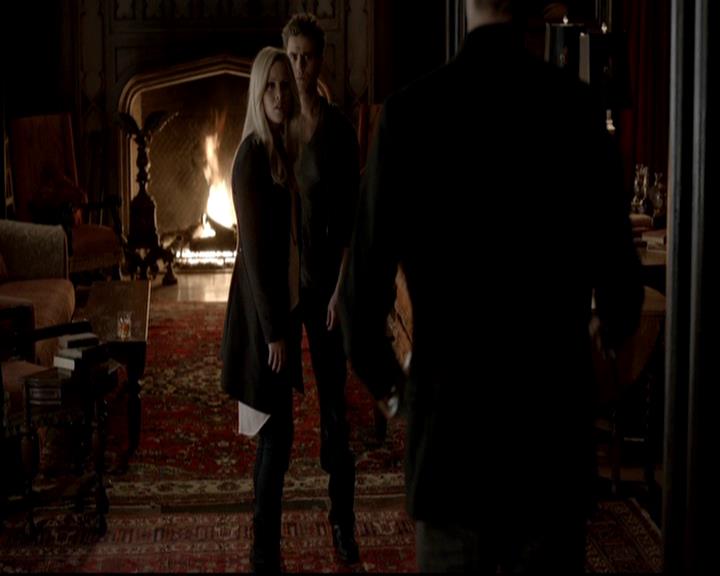 VampireDiariesWorld-dot-org_4x04TheFive2005.jpg