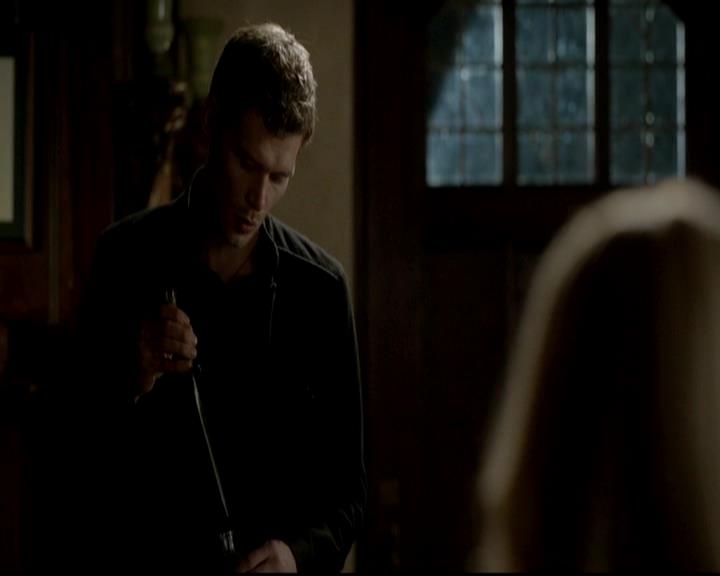 VampireDiariesWorld-dot-org_4x04TheFive2007.jpg