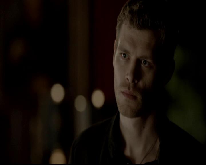 VampireDiariesWorld-dot-org_4x04TheFive2025.jpg