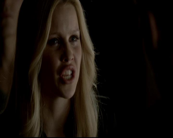 VampireDiariesWorld-dot-org_4x04TheFive2035.jpg