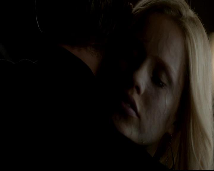 VampireDiariesWorld-dot-org_4x04TheFive2047.jpg