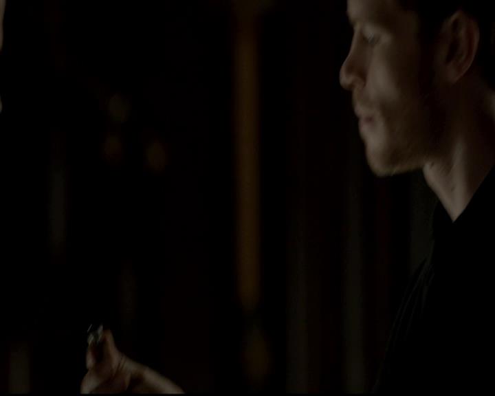 VampireDiariesWorld-dot-org_4x04TheFive2067.jpg