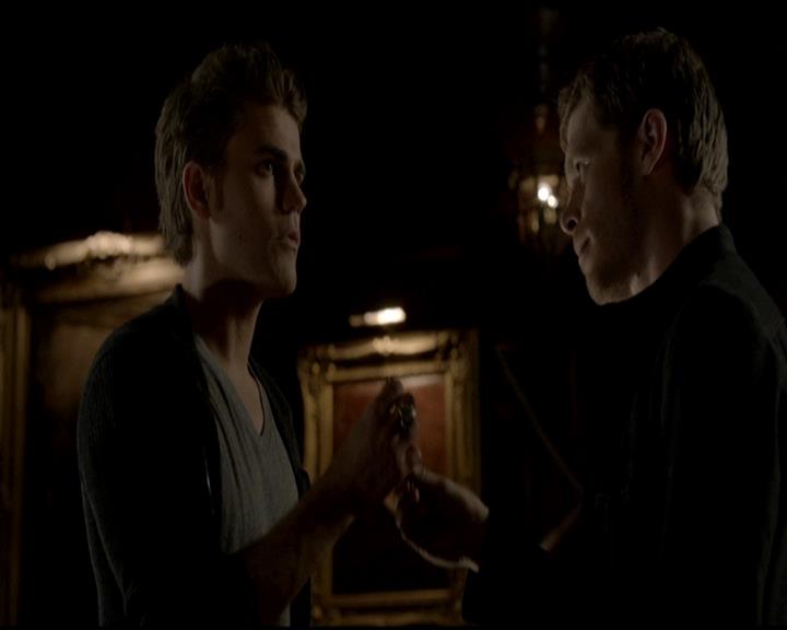 VampireDiariesWorld-dot-org_4x04TheFive2069.jpg