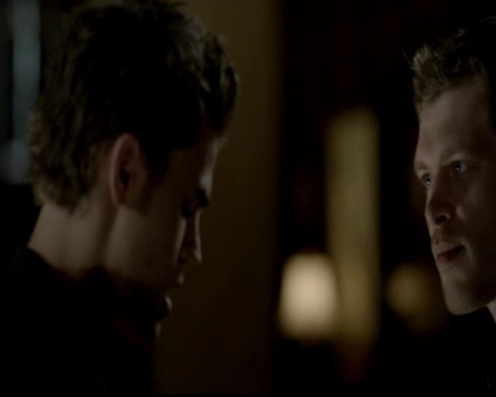 VampireDiariesWorld-dot-org_4x04TheFive2082.jpg