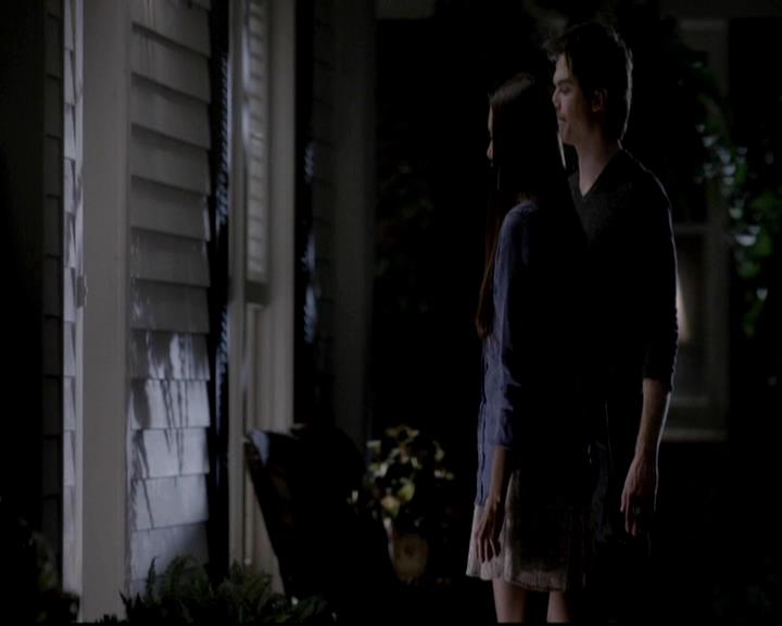 VampireDiariesWorld-dot-org_4x04TheFive2102.jpg