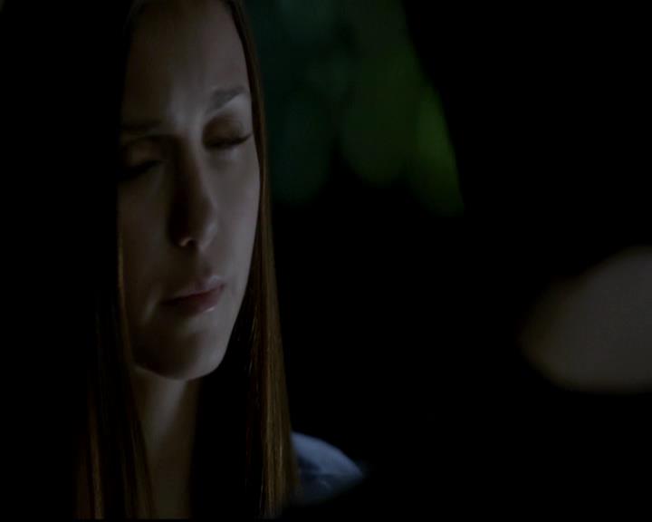 VampireDiariesWorld-dot-org_4x04TheFive2141.jpg