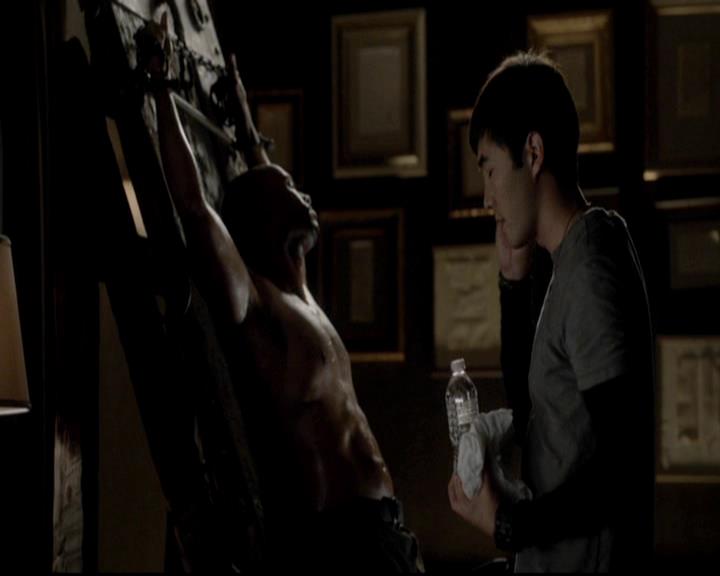 VampireDiariesWorld-dot-org_4x04TheFive2229.jpg